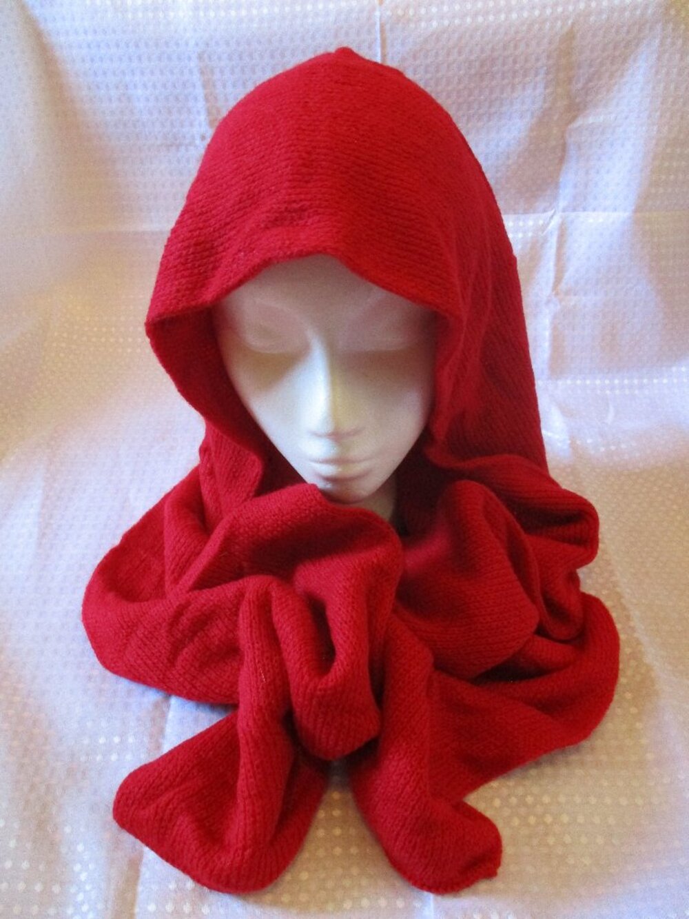 Vintage Hanes Her Way Women's Stay Dri Bright Red Hooded Scarf  One Size